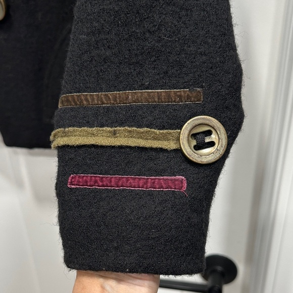 Carson Black Wool Swing Jacket with Decorative Buttons Appliquéd Fabric - Size M - Picture 6 of 16